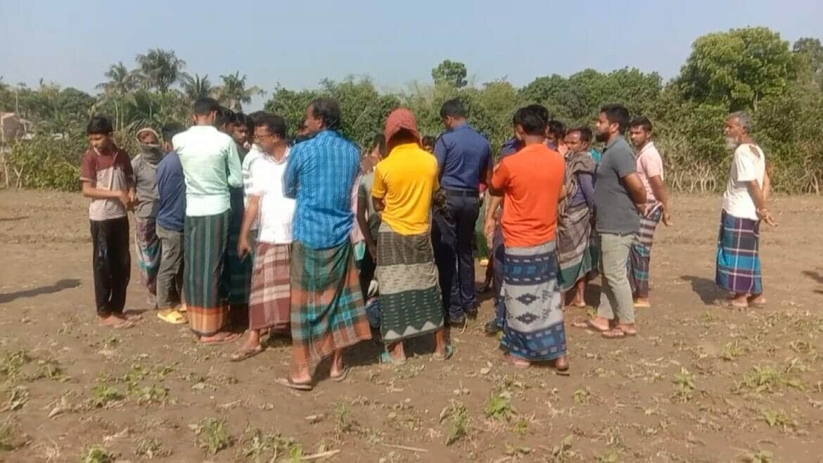 মুজিবনগর সীমান্তে অজ্ঞাত এক ব্যাক্তির লাশ উদ্ধার