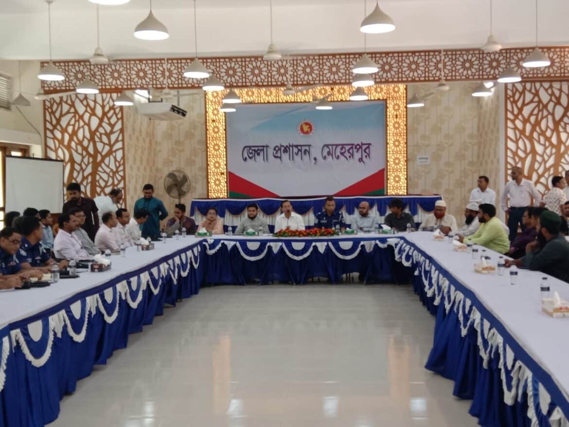 অপকর্ম বন্ধ ও ভূয়া সমন্বয়ক চিহ্নিত করতে মাঠে নেমেছে বৈষম্যবিরোধী ছাত্র আন্দোলনের সমন্বয়করা