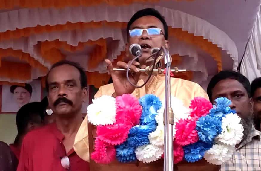 গাংনীর পীরতলায় গণসমাবেশে আসাদুজ্জামান বাবলু ।। মানুষের কণ্ঠরোধকারী ফ্যাসিস্ট হাসিনাকে দ্রুত ফাঁসি দিতে হবে